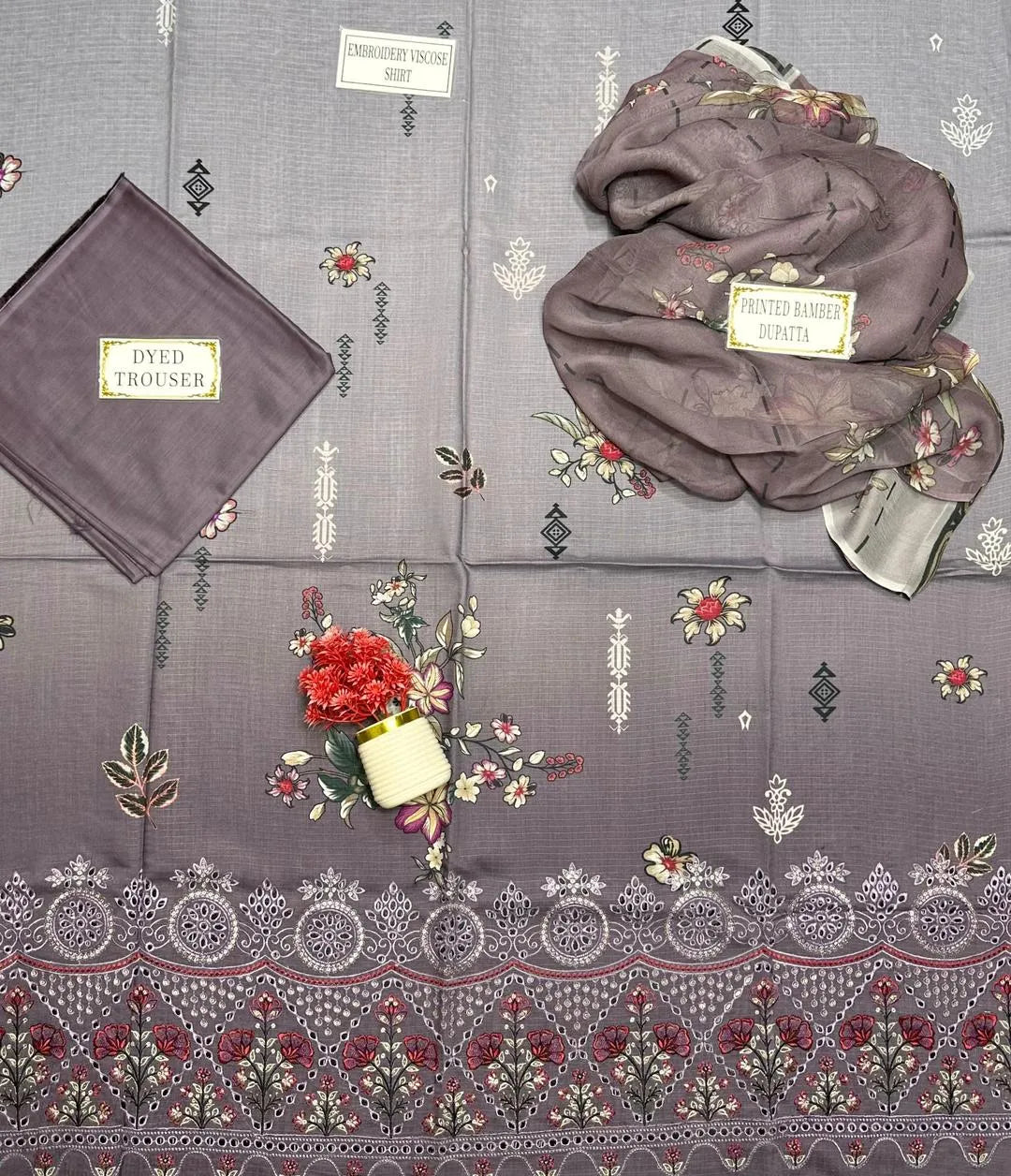 3 Pcs Women's Unstitched Printed Suit