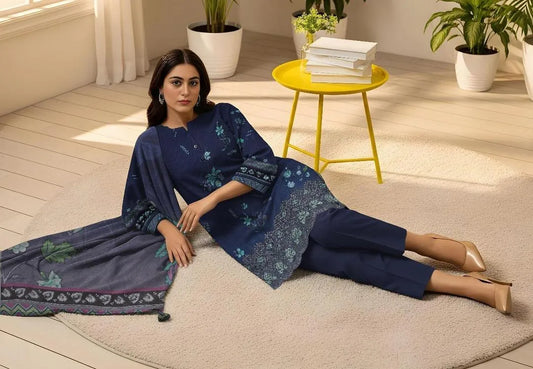 3 Pcs Women's Unstitched Printed Suit