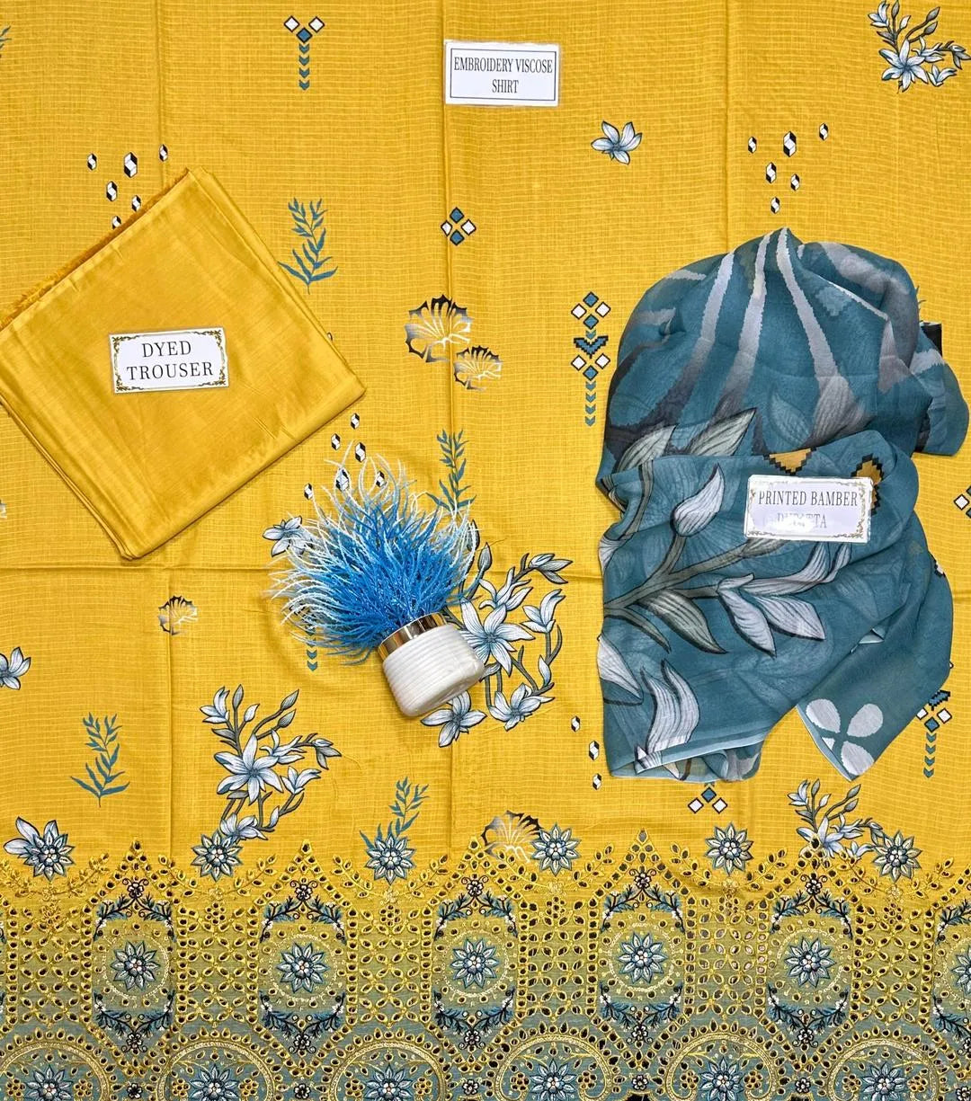 3 Pcs Women's Unstitched Printed Suit