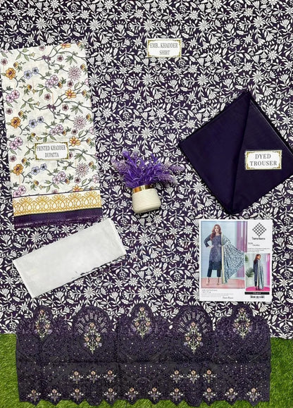 3 Pcs Women's Unstitched Printed Suit