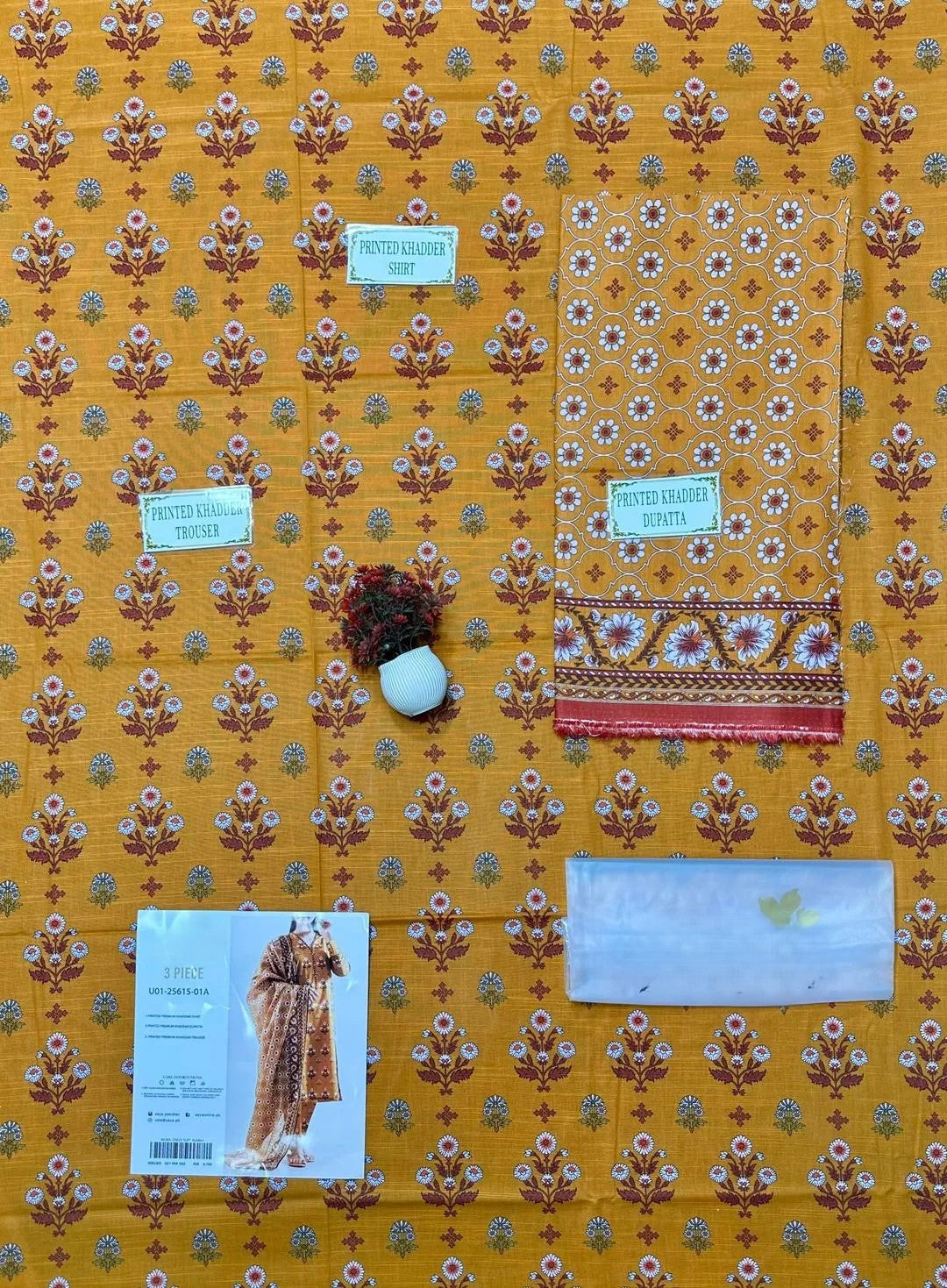 3 Pcs Women's Unstitched Printed Suit